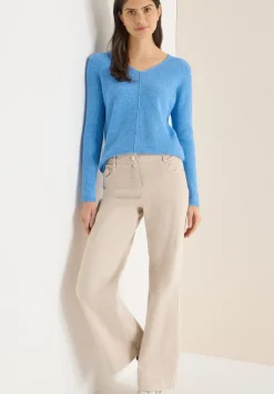 Pull à col en V