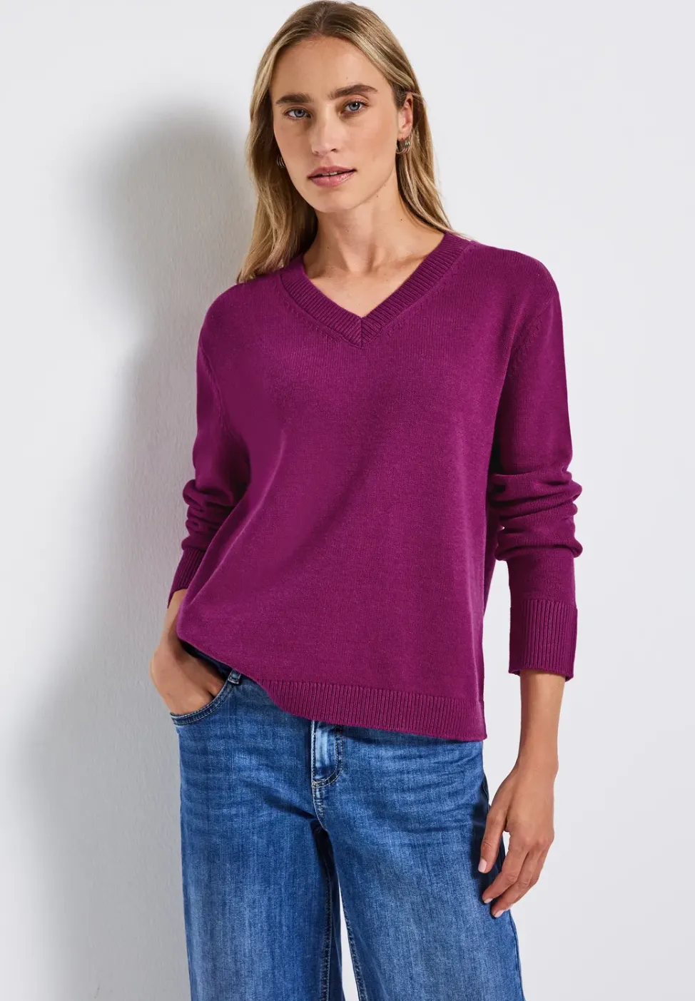Pull à col en V