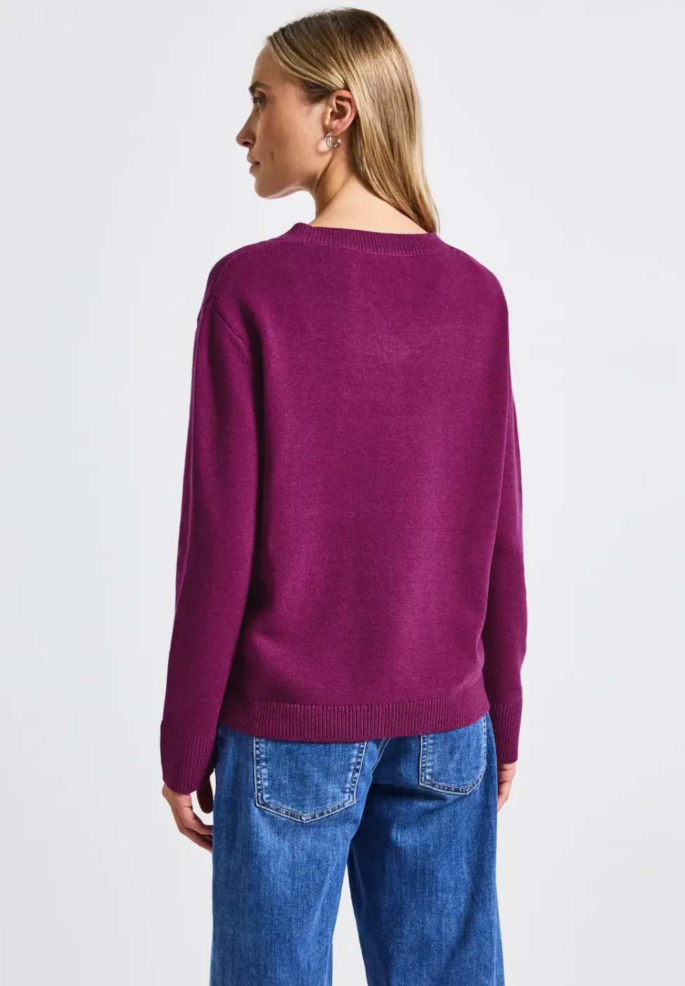 Pull à col en V