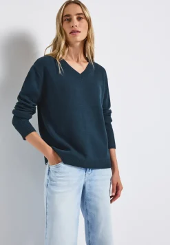 Pull à col en V