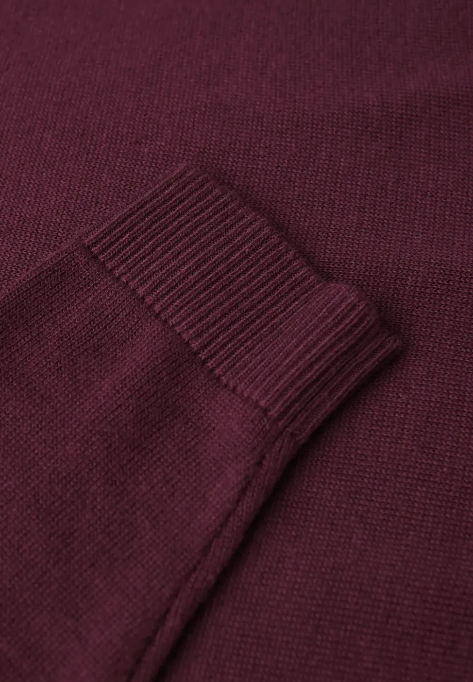 Pull à col en V