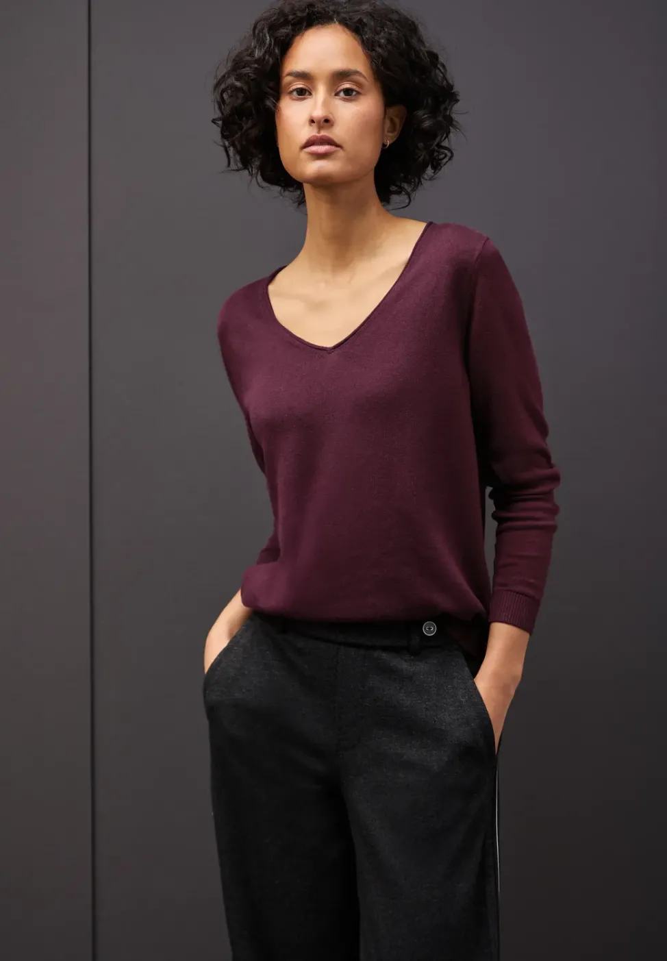Pull à col en V