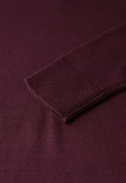 Pull à col en V