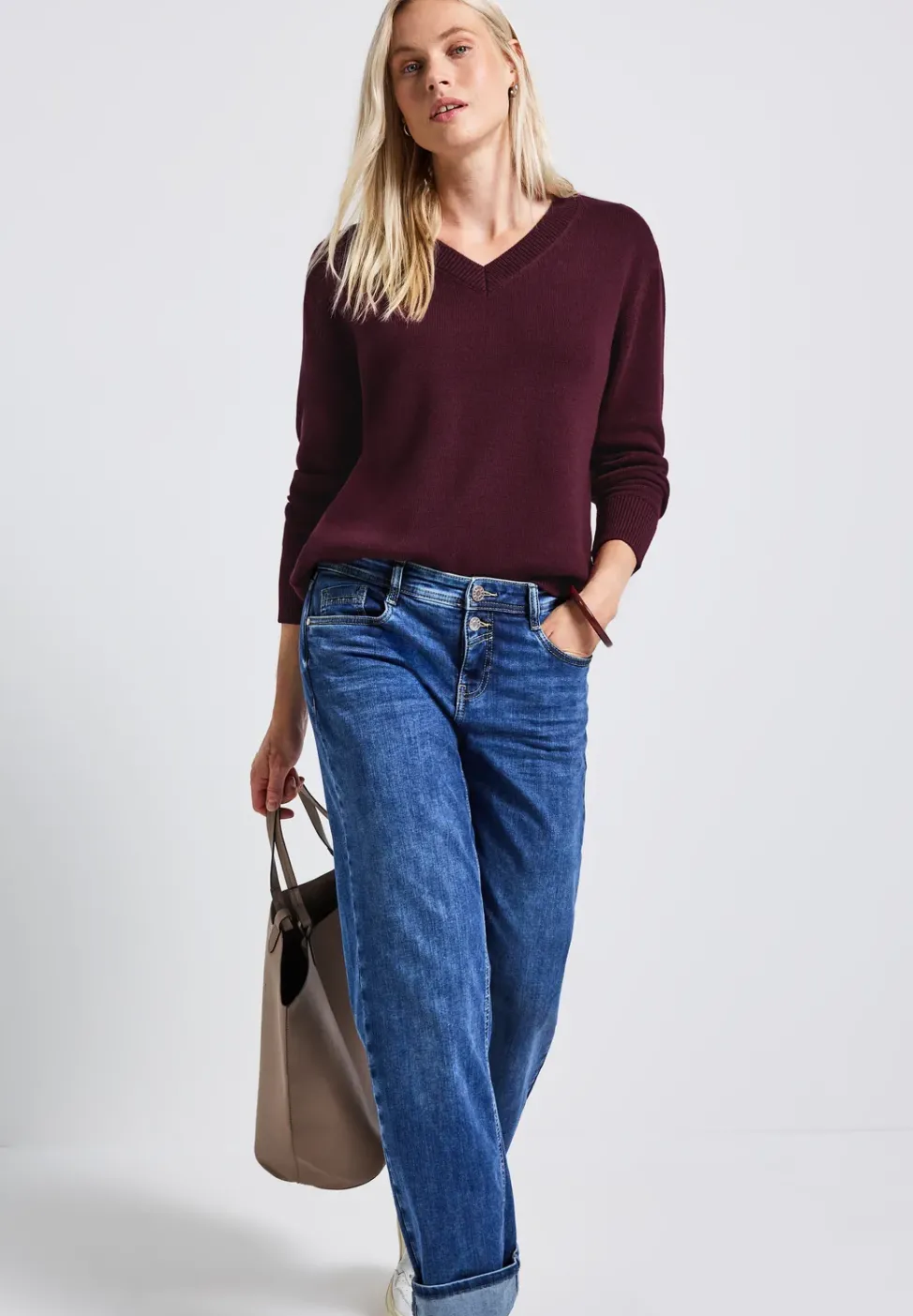 Pull à col en V