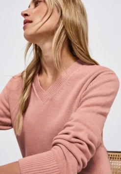 Pull à col en V