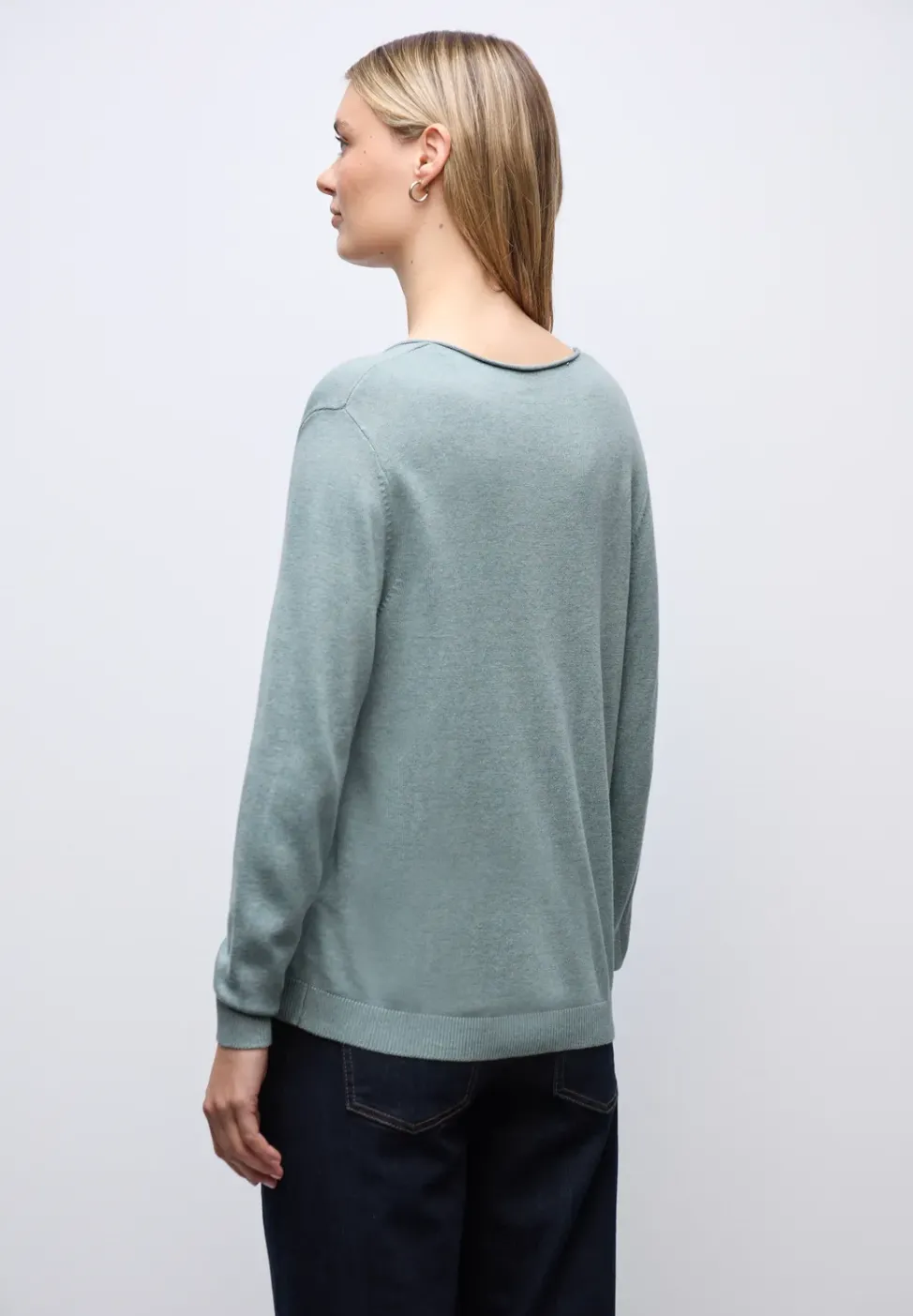 Pull à col en V