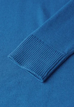 Pull à col en V