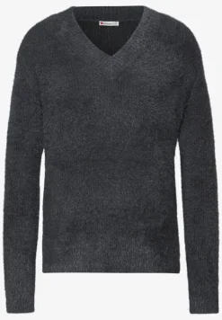 Pull douillet à col en V