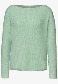 Pull en fil de plume