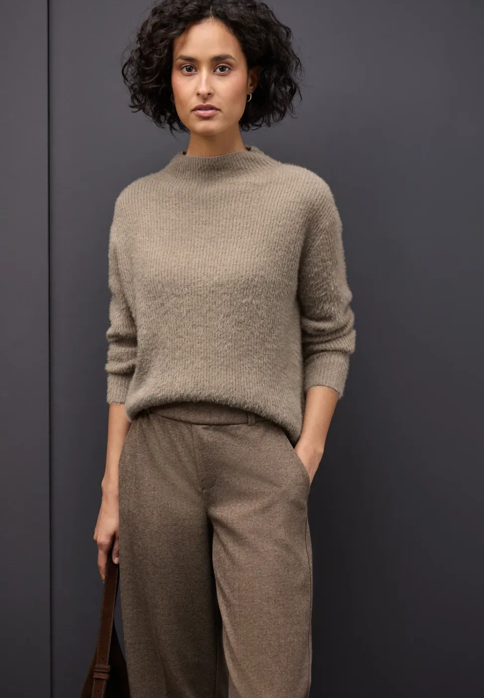 Pull en fil de plume
