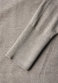 Pull en maille avec détails