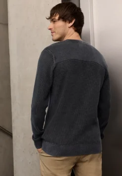Pull à look délavé