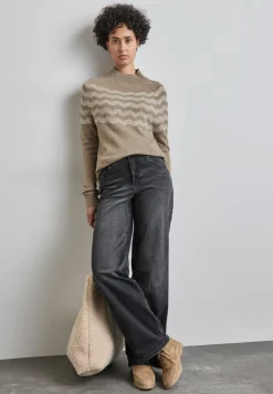 Pull à look mélangé