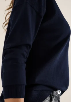 Pull-over avec détail structuré