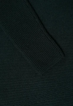 Pull-over avec détails structurés
