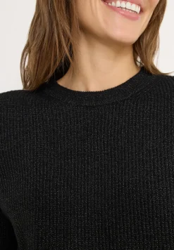 Pull-over avec détails structurés