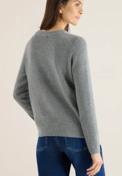 Pull-over avec détails structurés