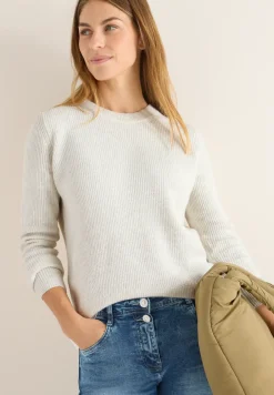 Pull-over avec détails structurés