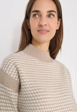 Pull-over structuré