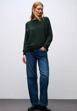 Pull-over Dolman