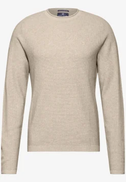 Pull-over à la structure fine
