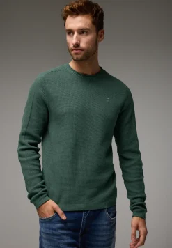 Pull-over à la structure fine