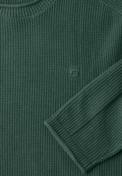 Pull-over à la structure fine