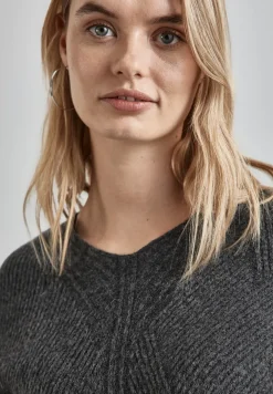Pull-over structuré