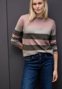 Pull à rayures