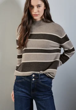 Pull à rayures