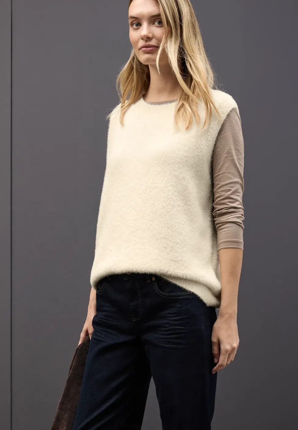 Pull sans manches