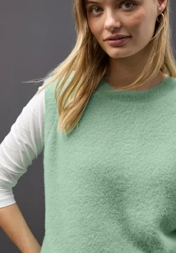 Pull sans manches