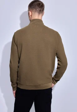 Pull structuré avec troyer