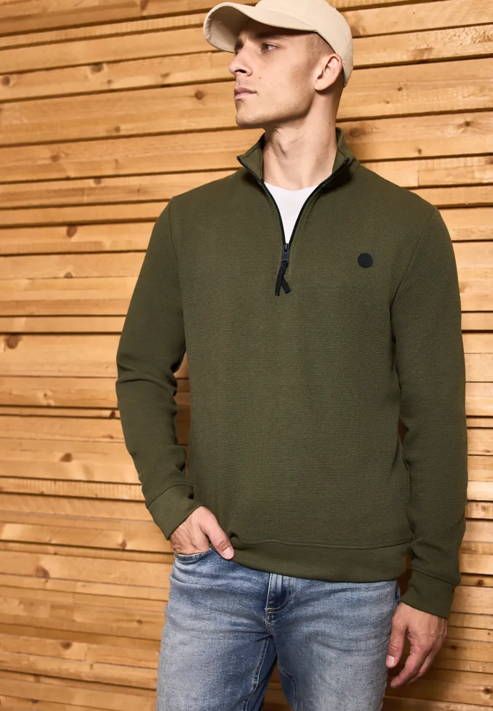 Pull structuré avec troyer