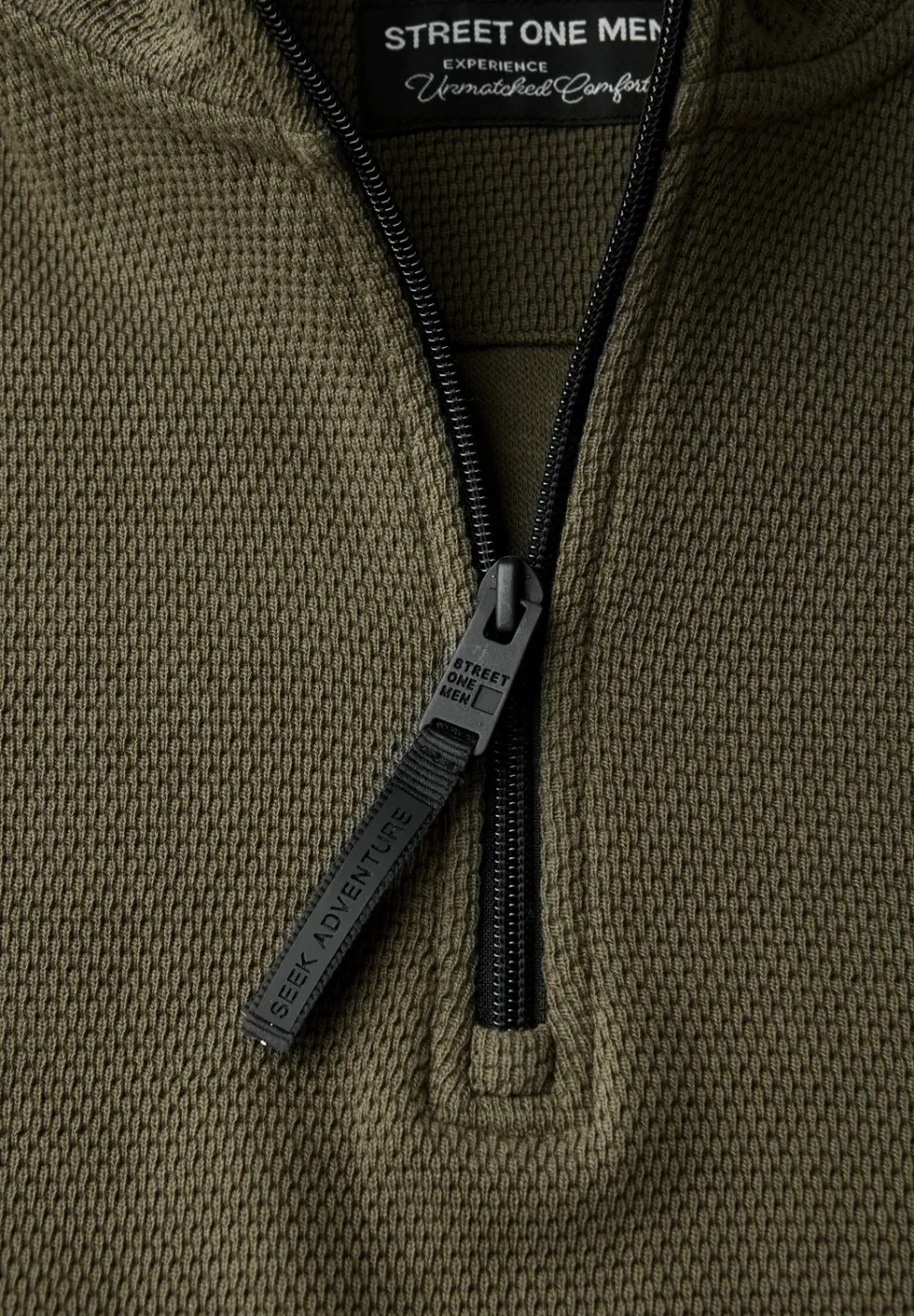 Pull structuré avec troyer