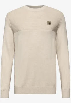Pull à structure mixte