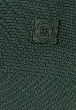 Pull à structure mixte