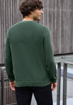 Pull à structure mixte
