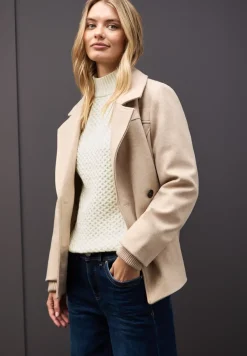 Pull à torsades