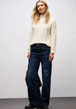 Pull à torsades