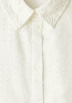 Robe avec broderie ajourée