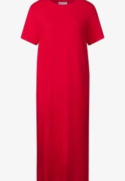 Robe avec détail de fente