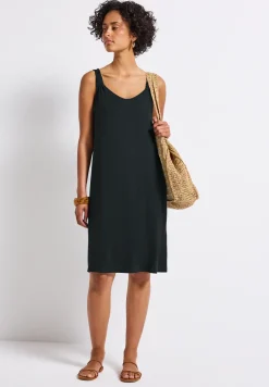 Robe avec détail de nœuds