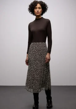 Robe avec jupe léopard