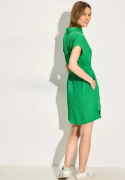 Robe avec structure