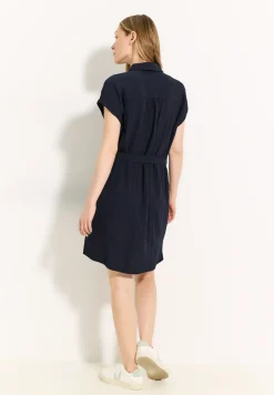Robe avec structure