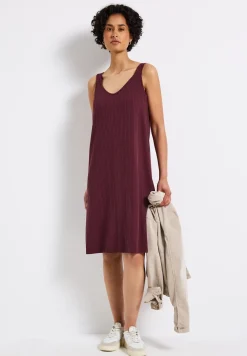Robe à bretelles en couleur unie