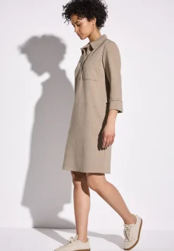 Robe à col chemise