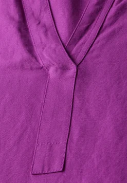 Robe à col fendu