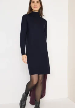Robe douillette à col roulé